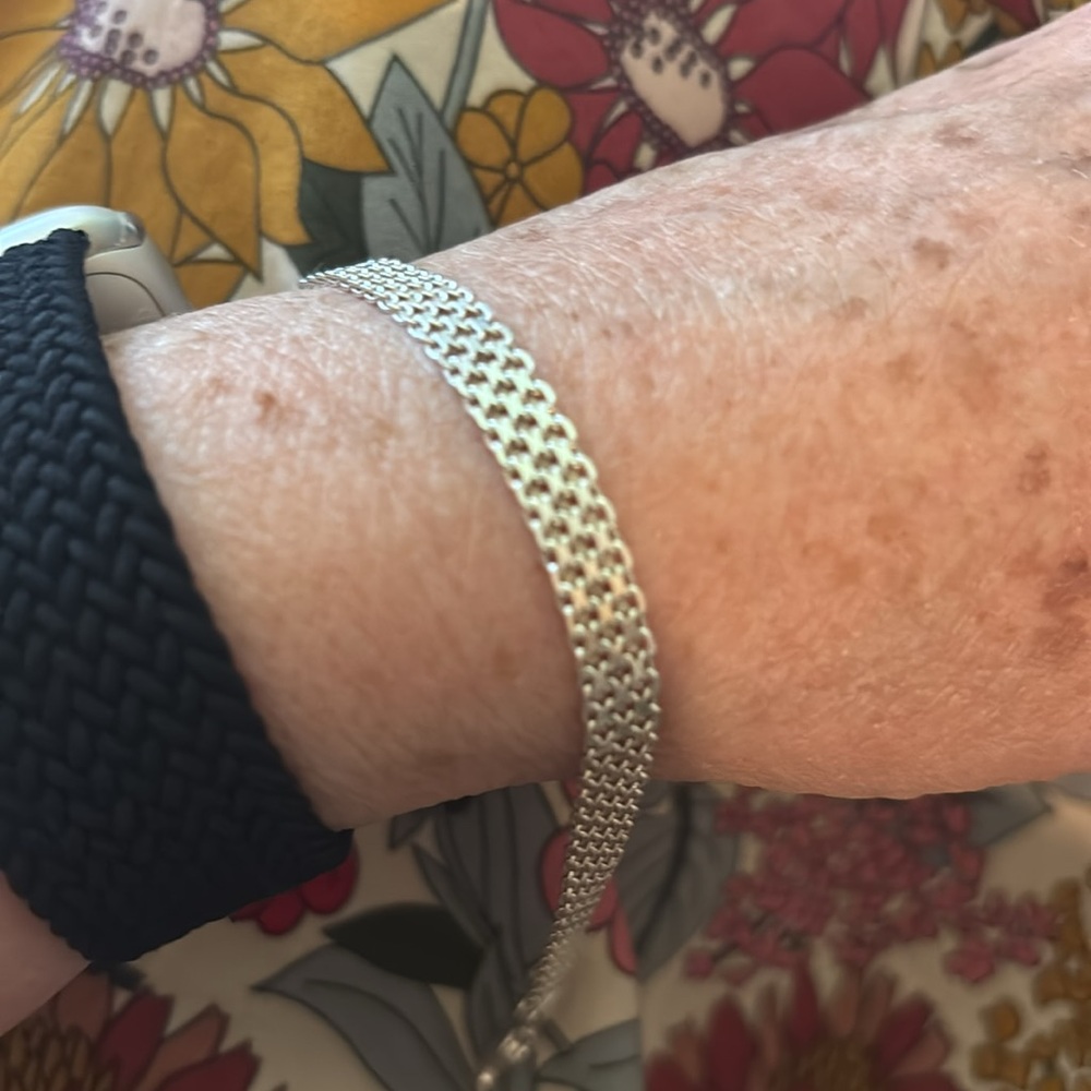 Sterling Silver 925 Bismarck mesh 8” bracelet - Picture 6 of 6